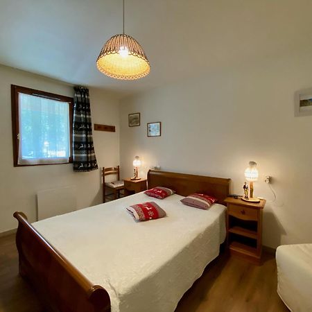 Charmant Logement De Plein Pied Avec Piscine 2* Loudenvielle Extérieur photo