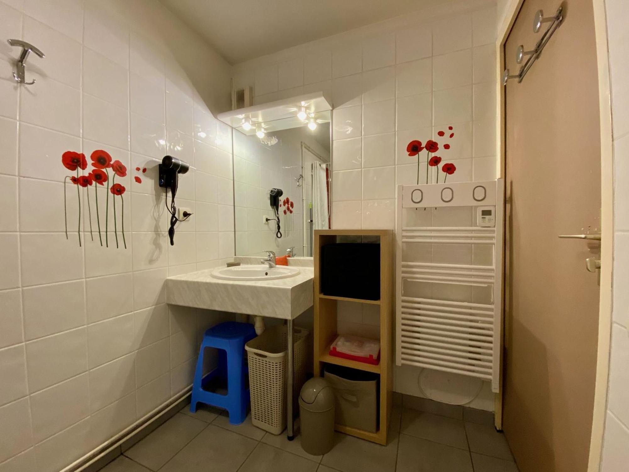 Charmant Logement De Plein Pied Avec Piscine 2* Loudenvielle Extérieur photo